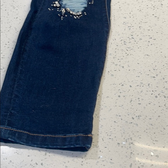 Jeans - Picture 6 of 7